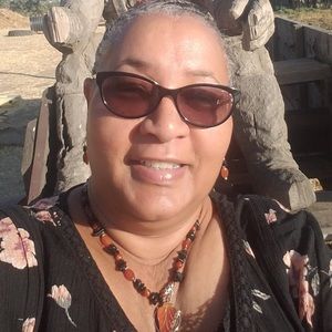 Meet your Posher, Lavada